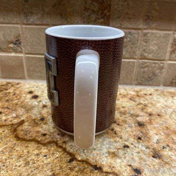 Michigan Wolverines Ceramic Coffee Mug Cup NCAA 3 D Logo - Picture 4 of 6